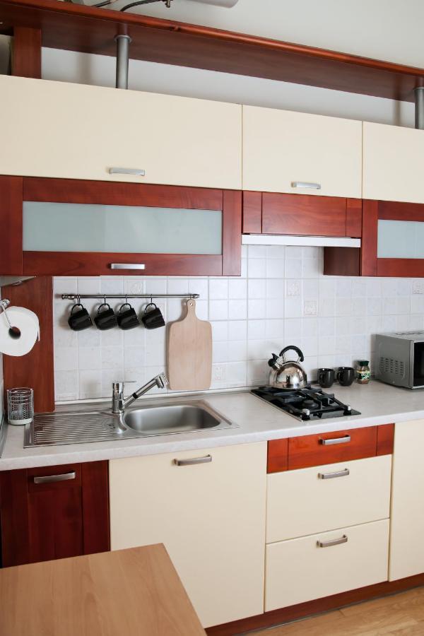 Rodmos Hostel Lublin Eksteriør bilde
