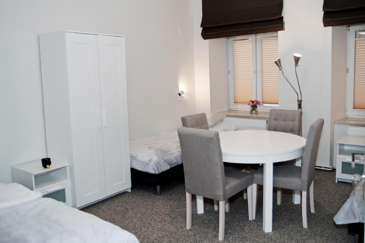 Rodmos Hostel Lublin Eksteriør bilde